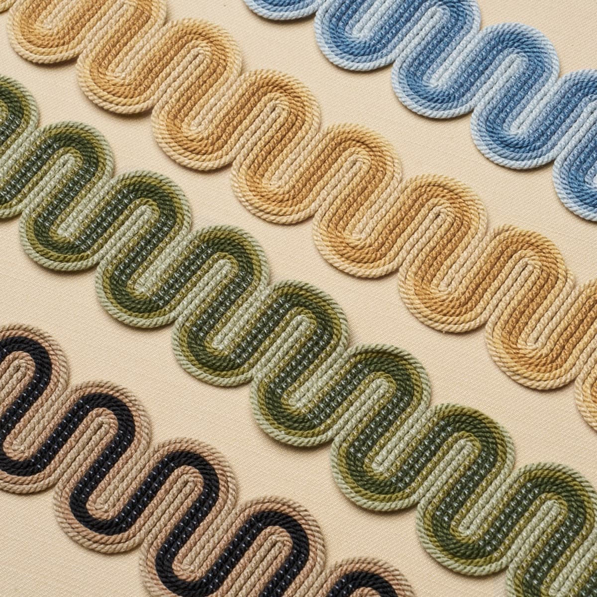 WINDING RIVER TAPE_ GREEN