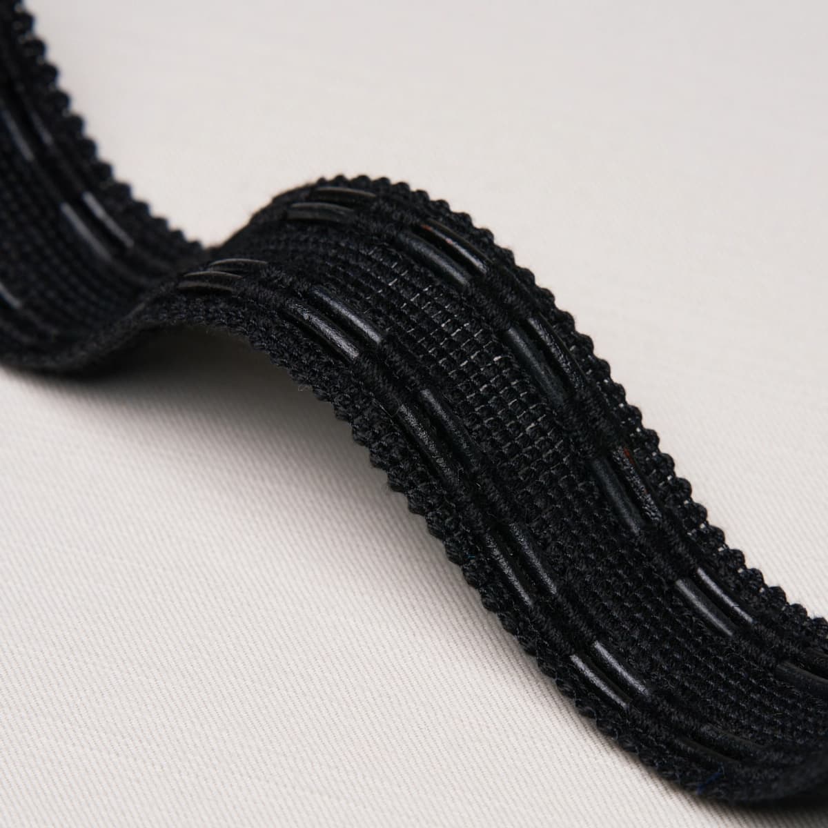 LEATHER CORD TAPE_ NOIR