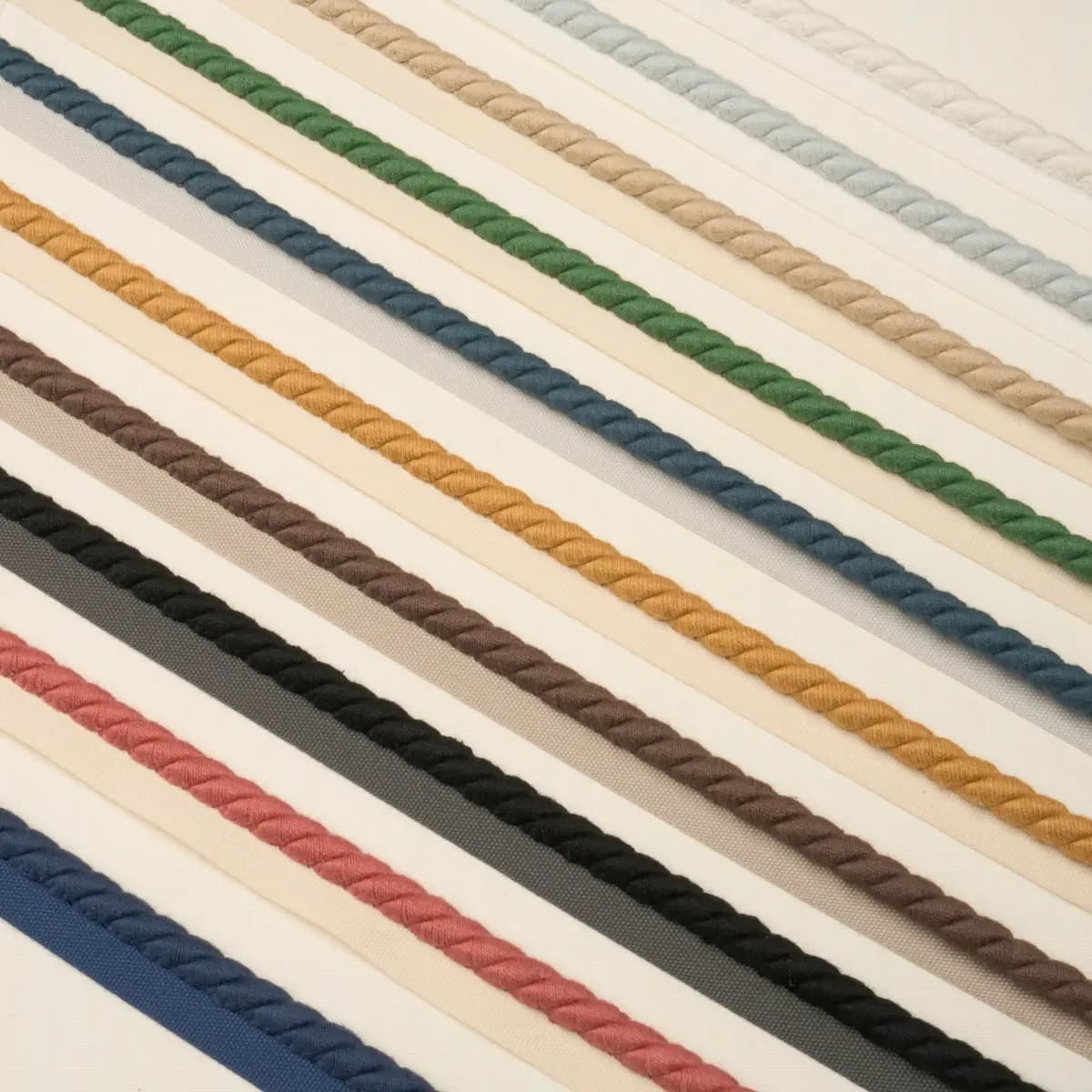 HENLEY COTTON CORD_ IVORY
