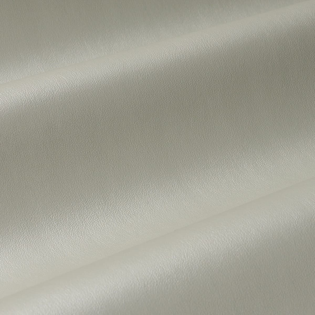 METALLIC VEGAN LEATHER OUTDOOR_ LUSTROUS METAL