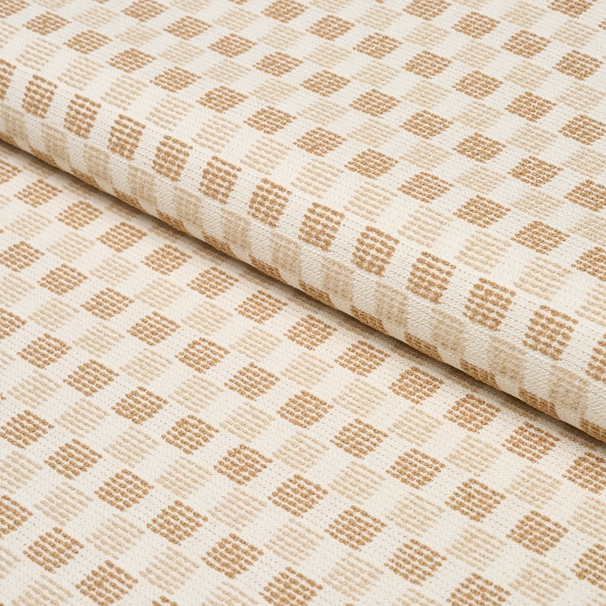 ELARA PERFORMANCE_ STRAW