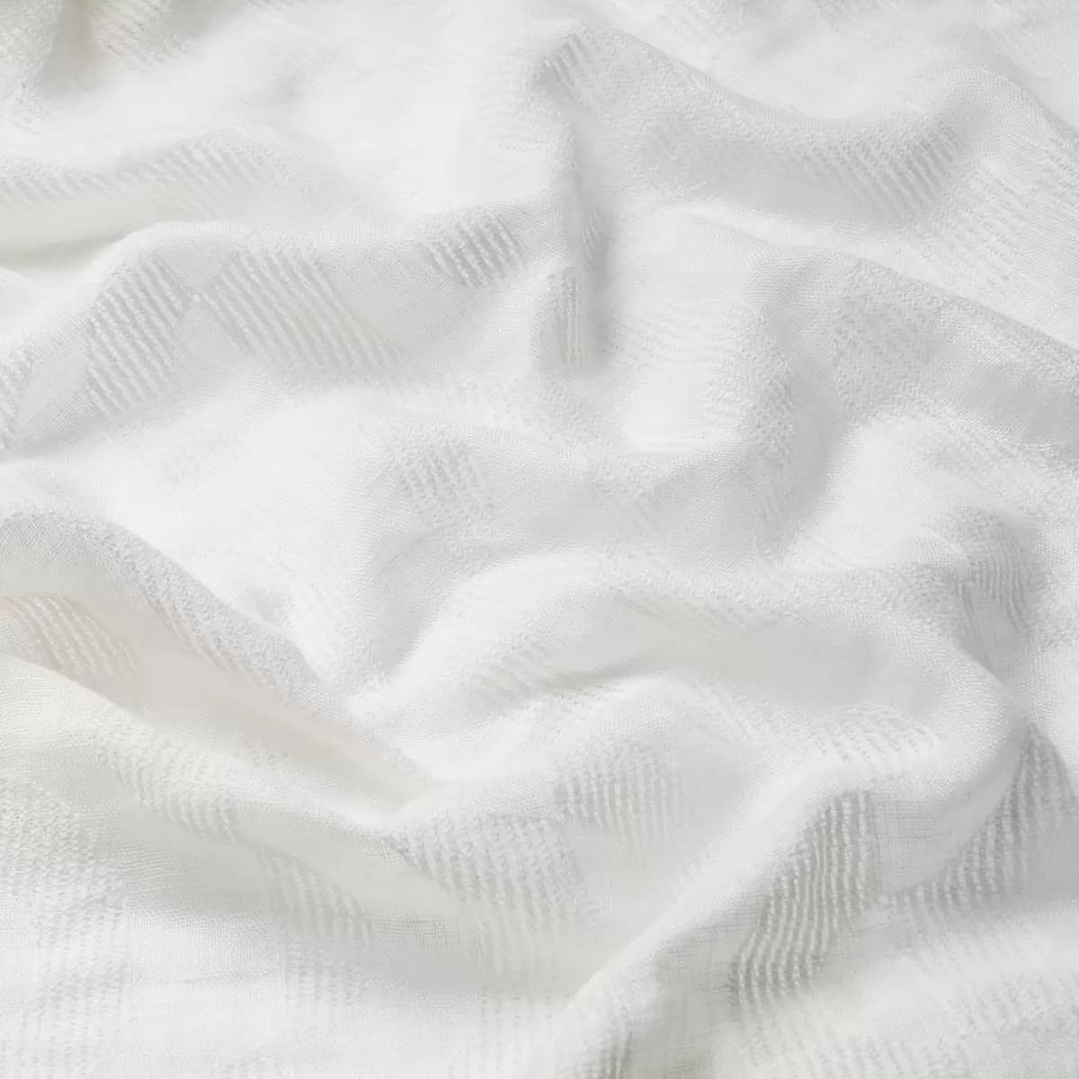 STAY IN TUNE SHEER_ NACRE