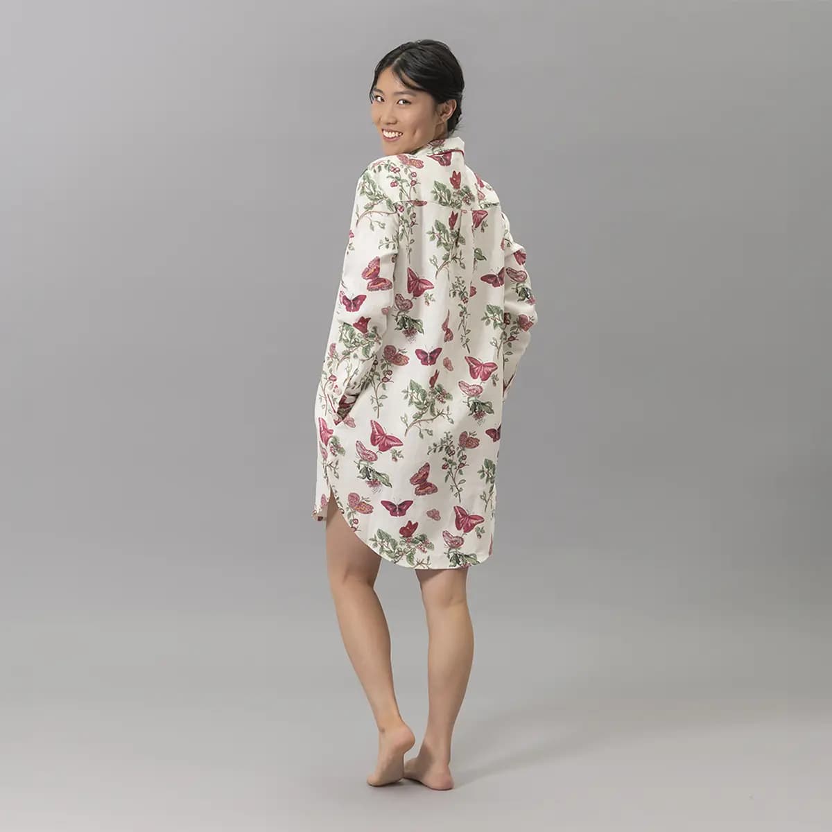 Baudin Butterfly Linen Sleep Shirt_ RUBY