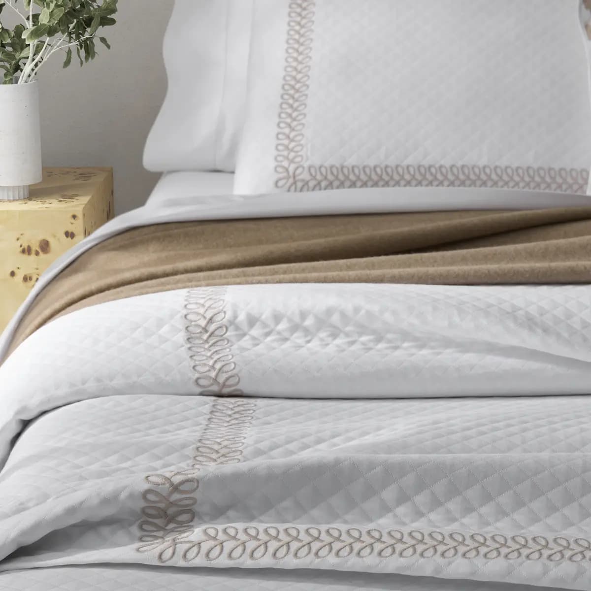 Astor Braid Matelassé Coverlet_ GRASS