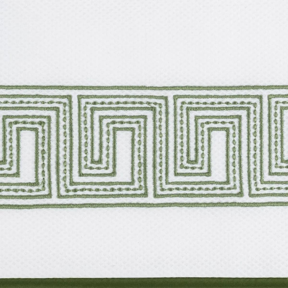 Ophelia Pique Coverlet_ CLOVER