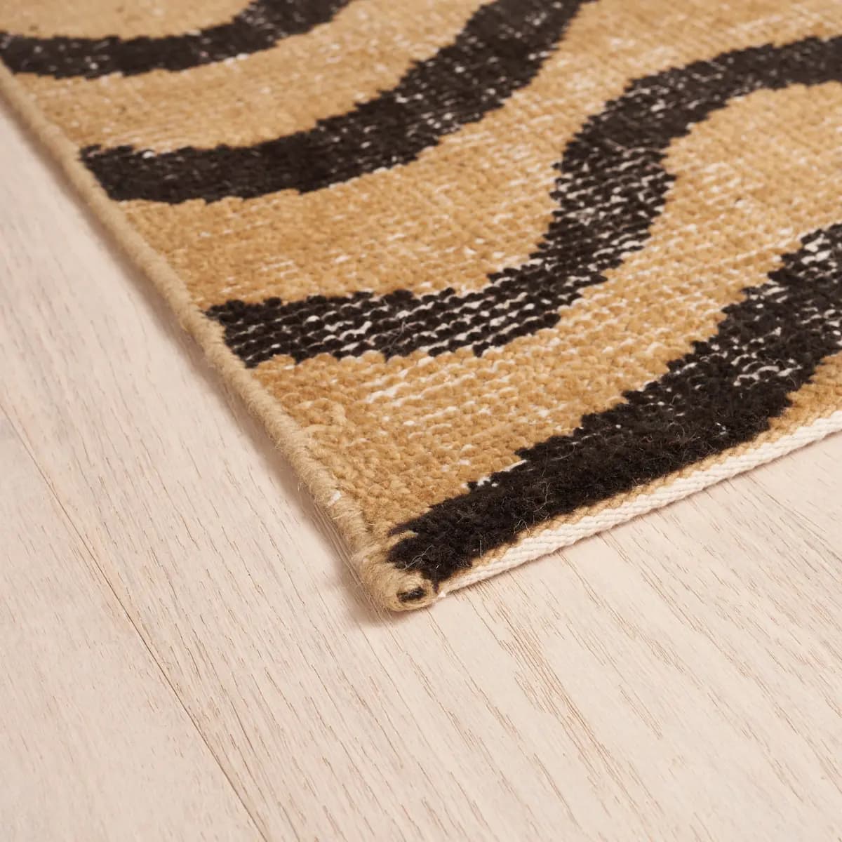Zebre Hand-Knotted Rug_ BROWN & BLACK