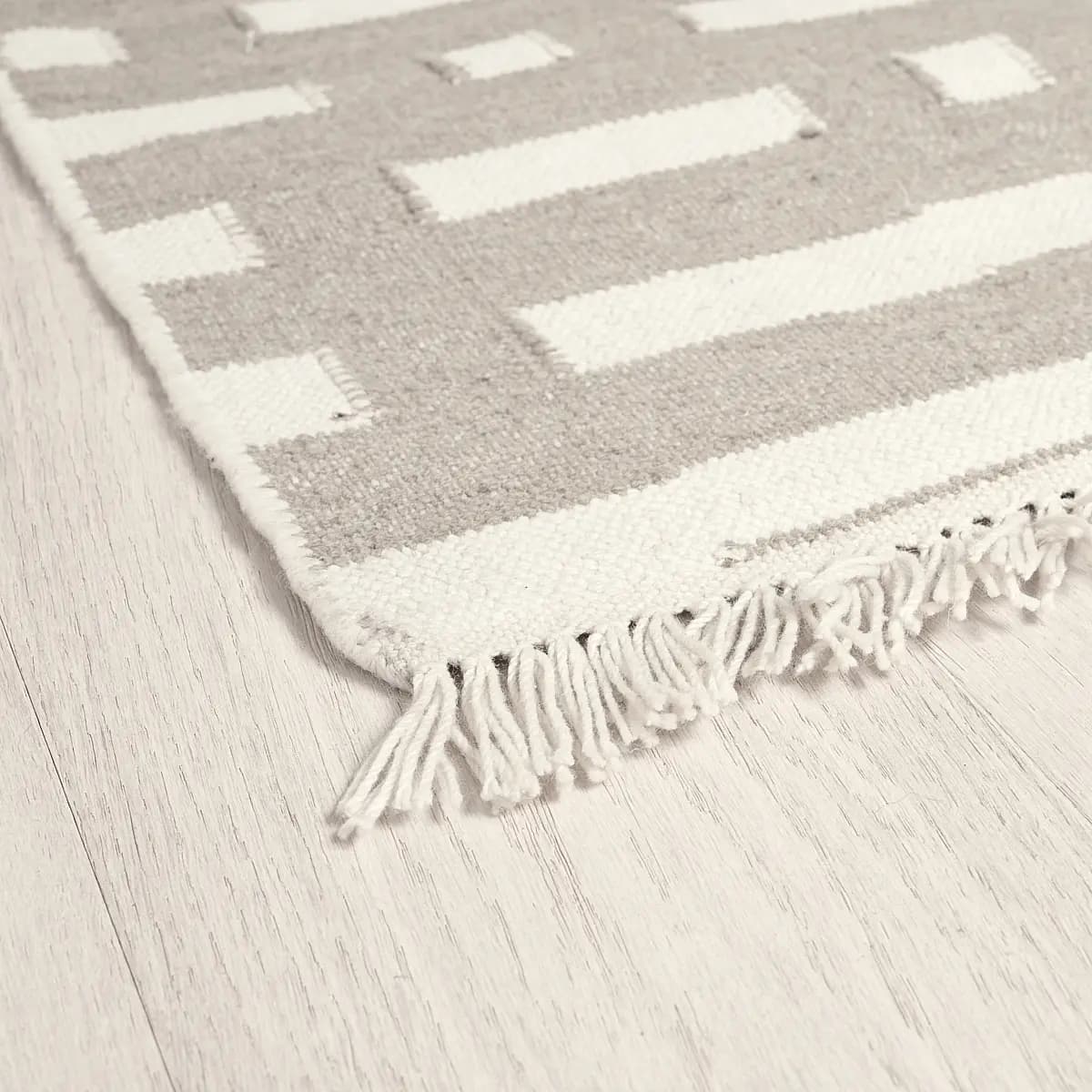 Abstract Ikat Indoor/Outdoor Rug_ STONE