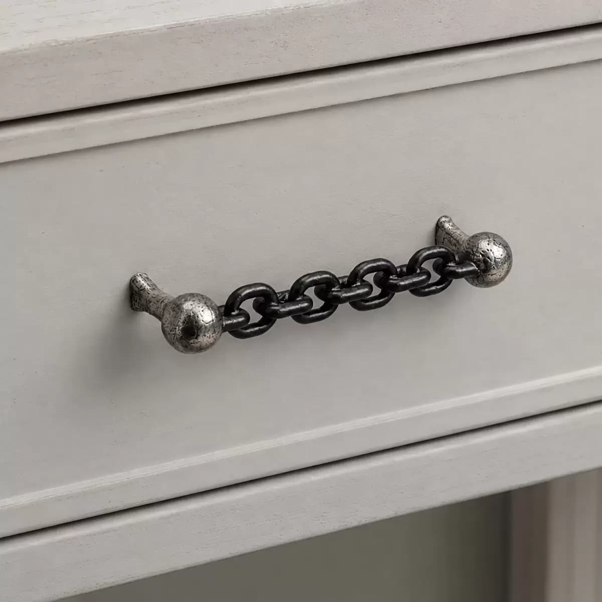 Bennett Chain Pull, 4" C-C_ GUNMETAL WITH ANTIQUE NICKEL