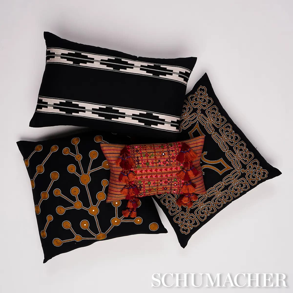 Jafri Pillow_ BLACK & BEIGE