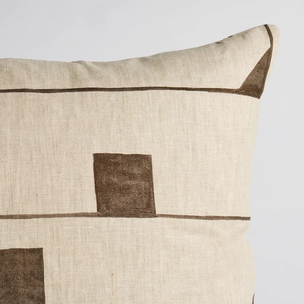Circuit Pillow_ CARBON