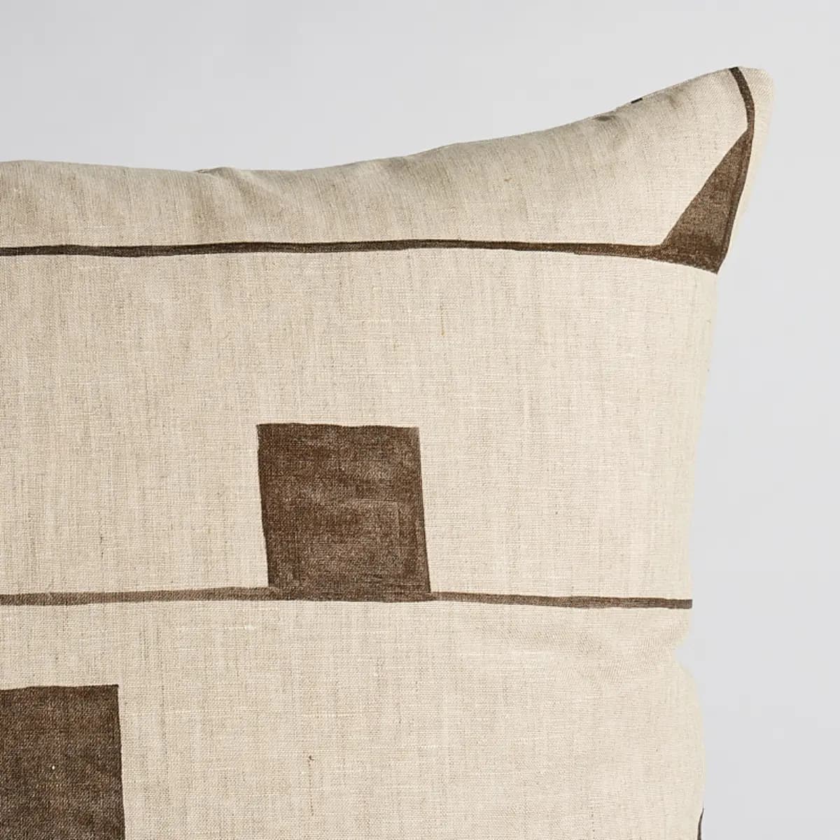 Circuit Pillow_ CARBON