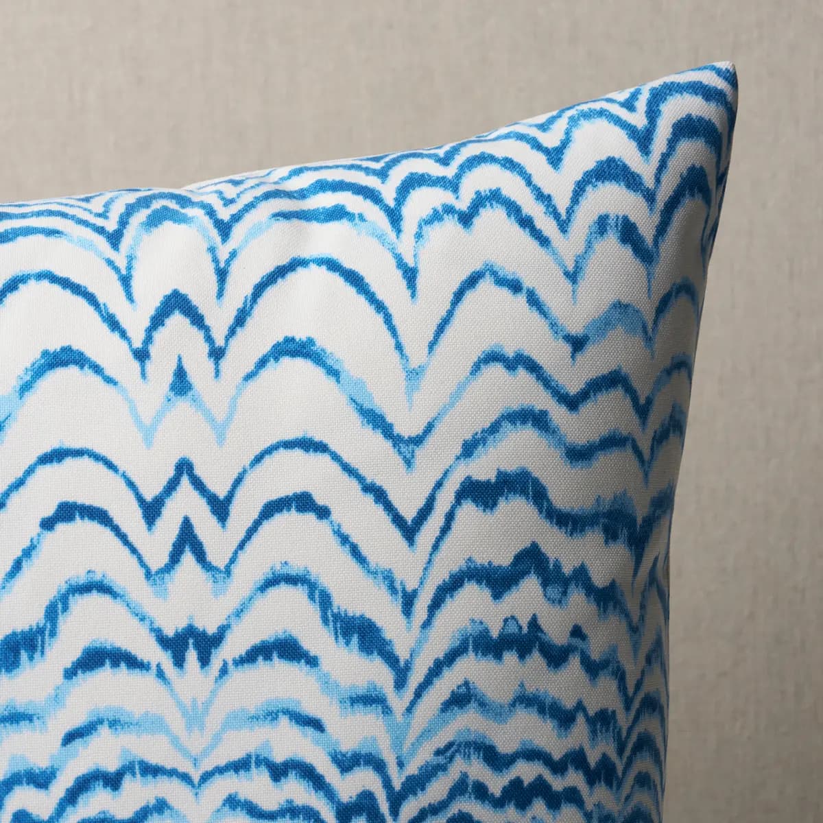 Ink Wave Print I/O Pillow_ INDIGO