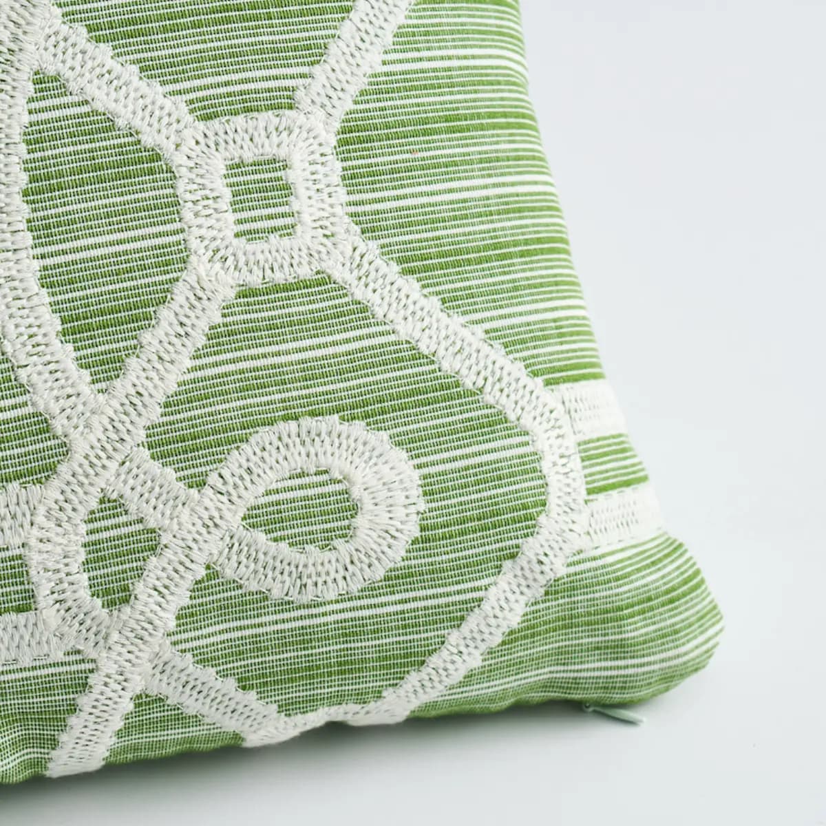 Ziz Embroidery Pillow_ GREEN & WHITE