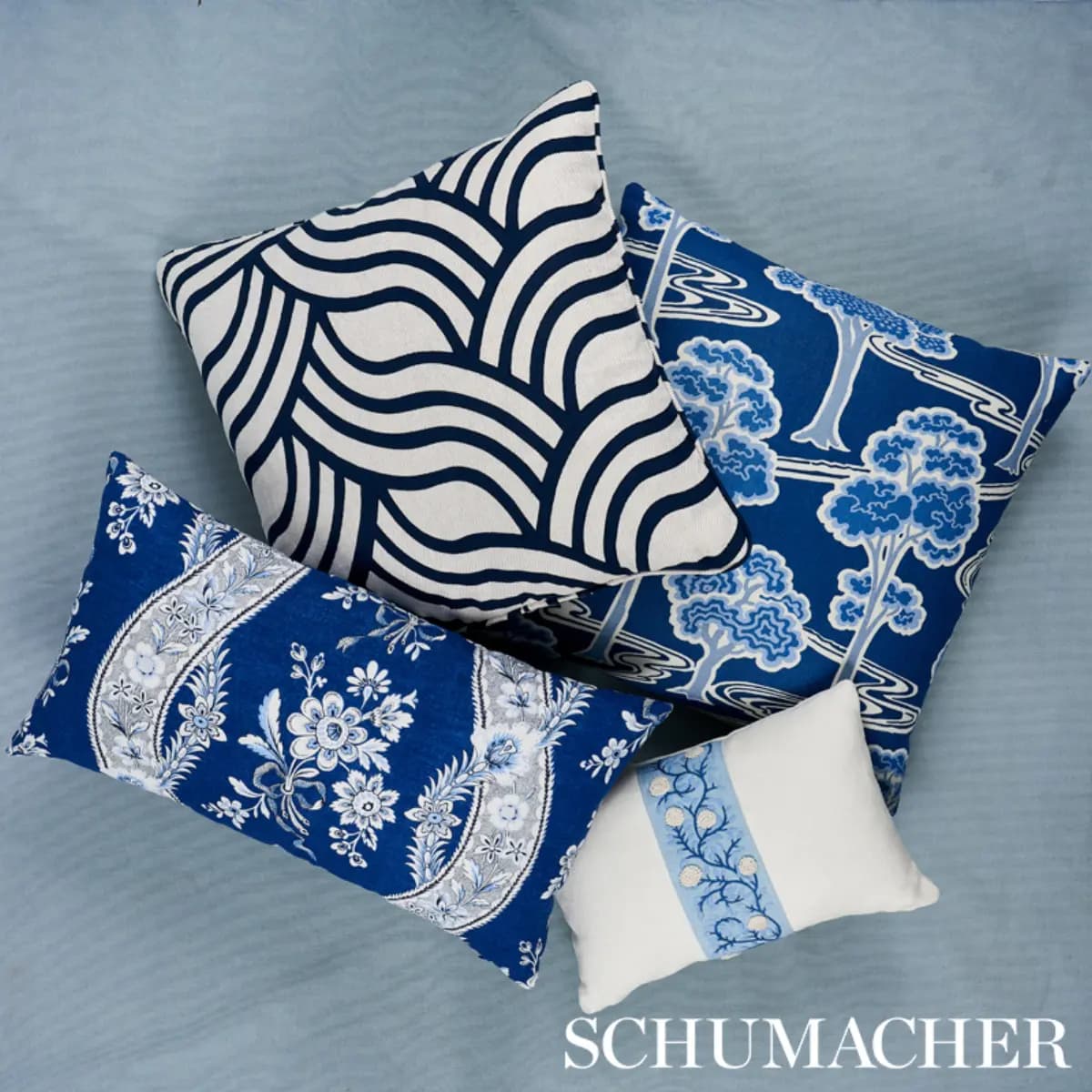 Sangomar Applique Pillow_ NAVY
