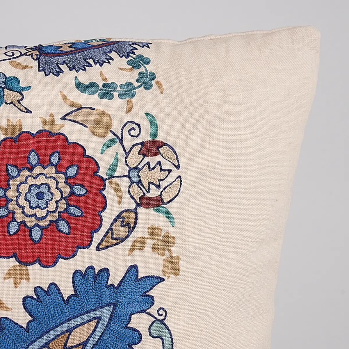 Anatolia Embroidery Pillow_ RED & BLUE