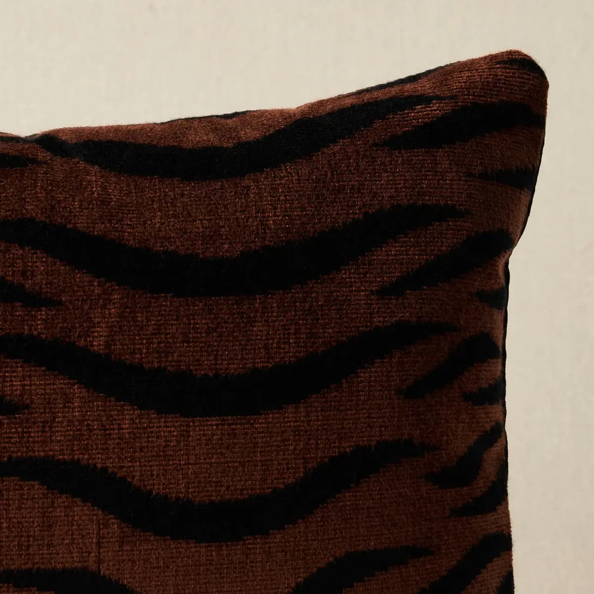 Sabi Tiger Velvet Pillow_ JAVA