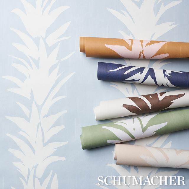 White Lotus - Soft Green Wallpapers | Schumacher