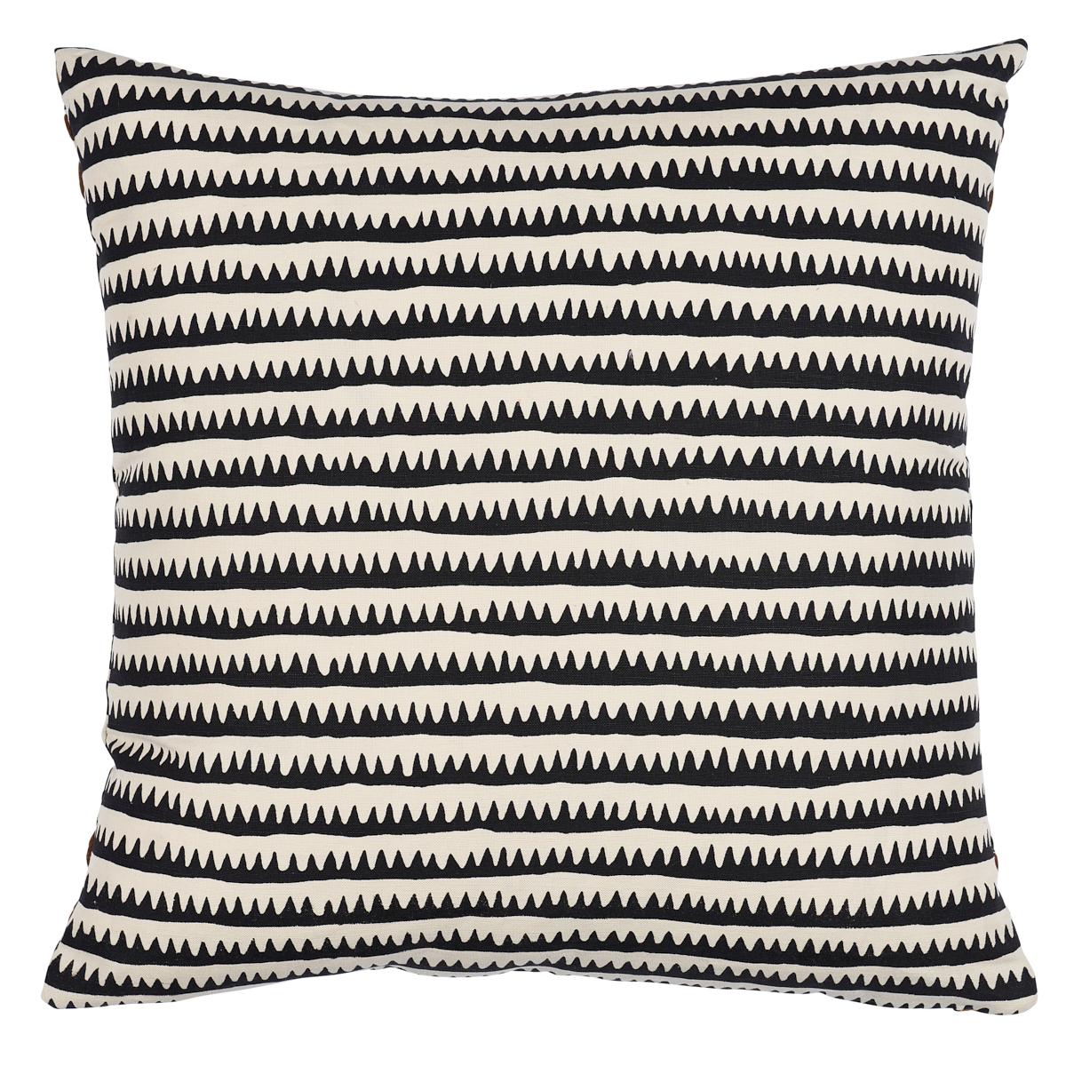 Corfu Pillow_BLACK NEUTRAL