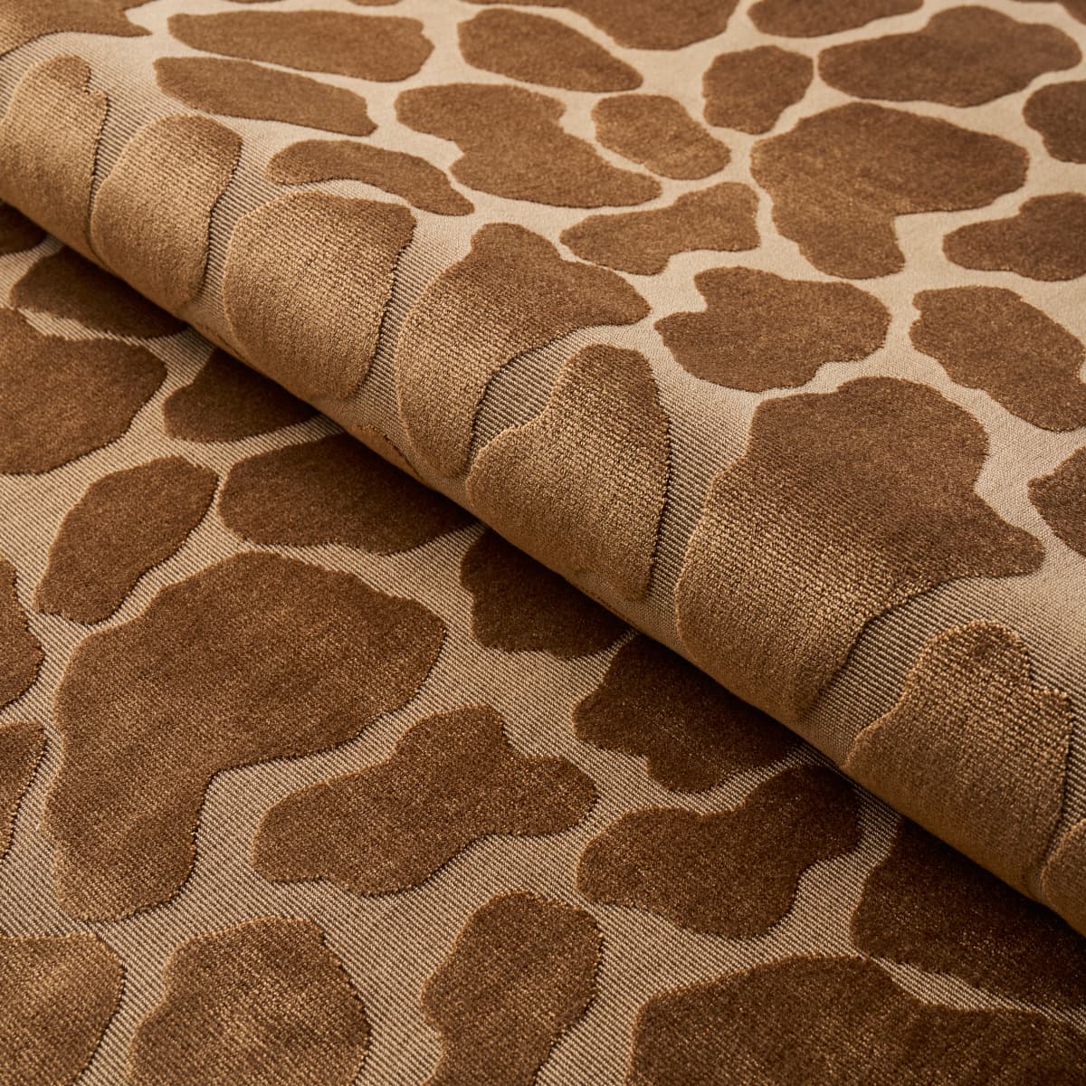 GIRAFFE VELVET - SAFARI