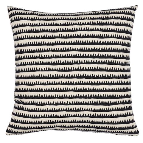 Corfu Pillow_BLACK NEUTRAL