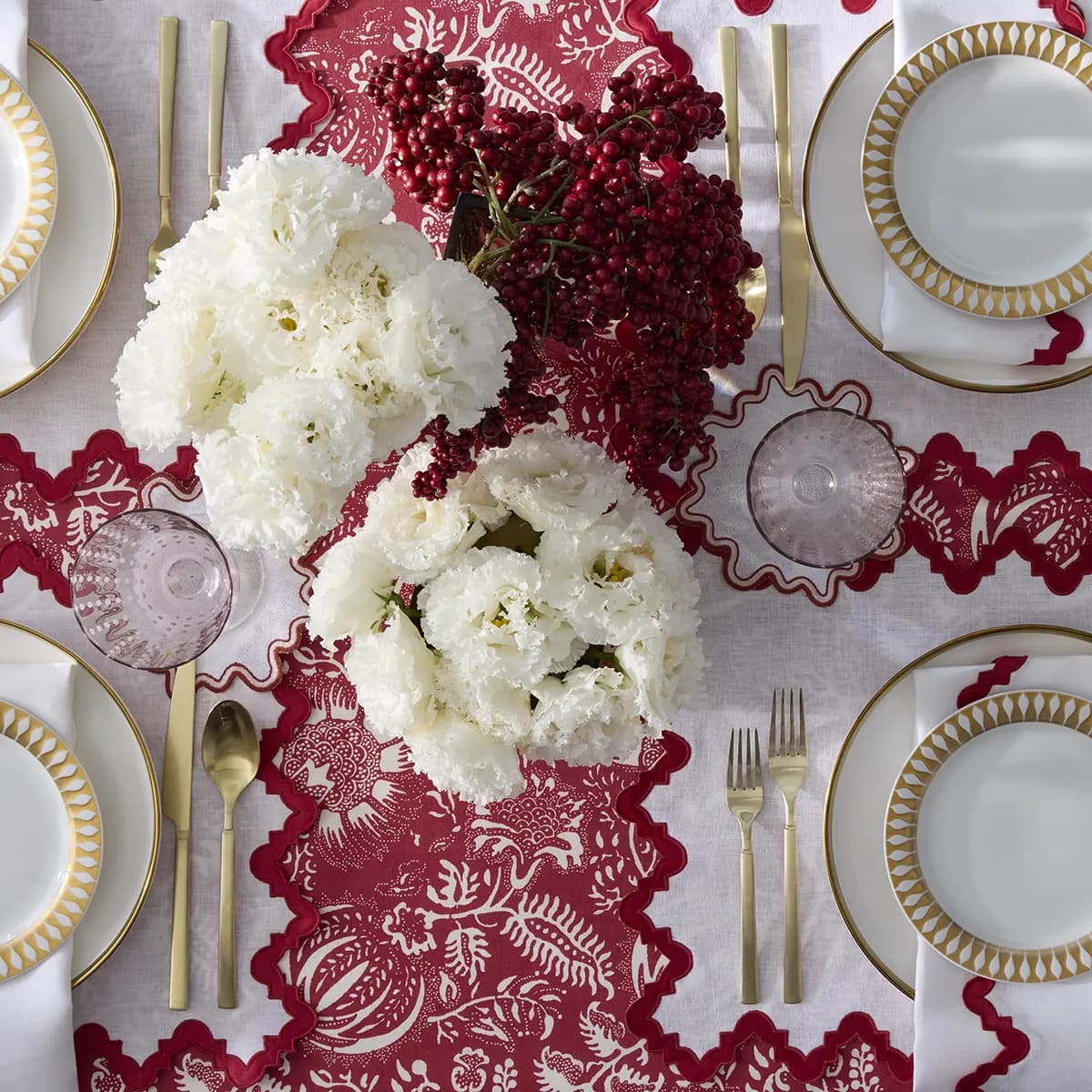 Granada Napkin, Set of 4_ SCARLET