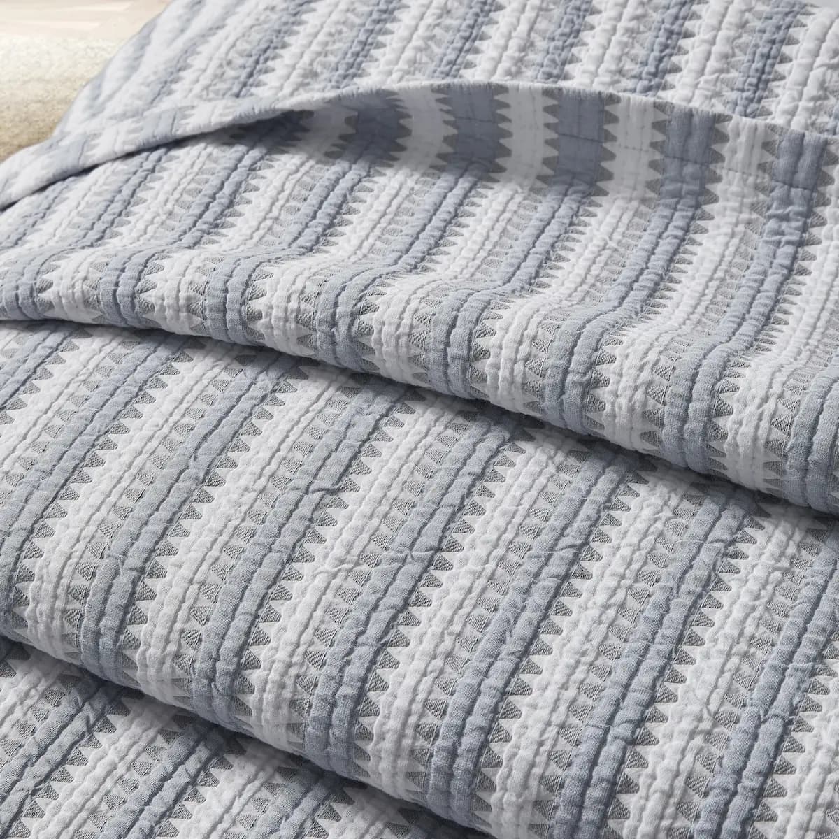 Apollo Stripe Matelassé Coverlet_ COMET