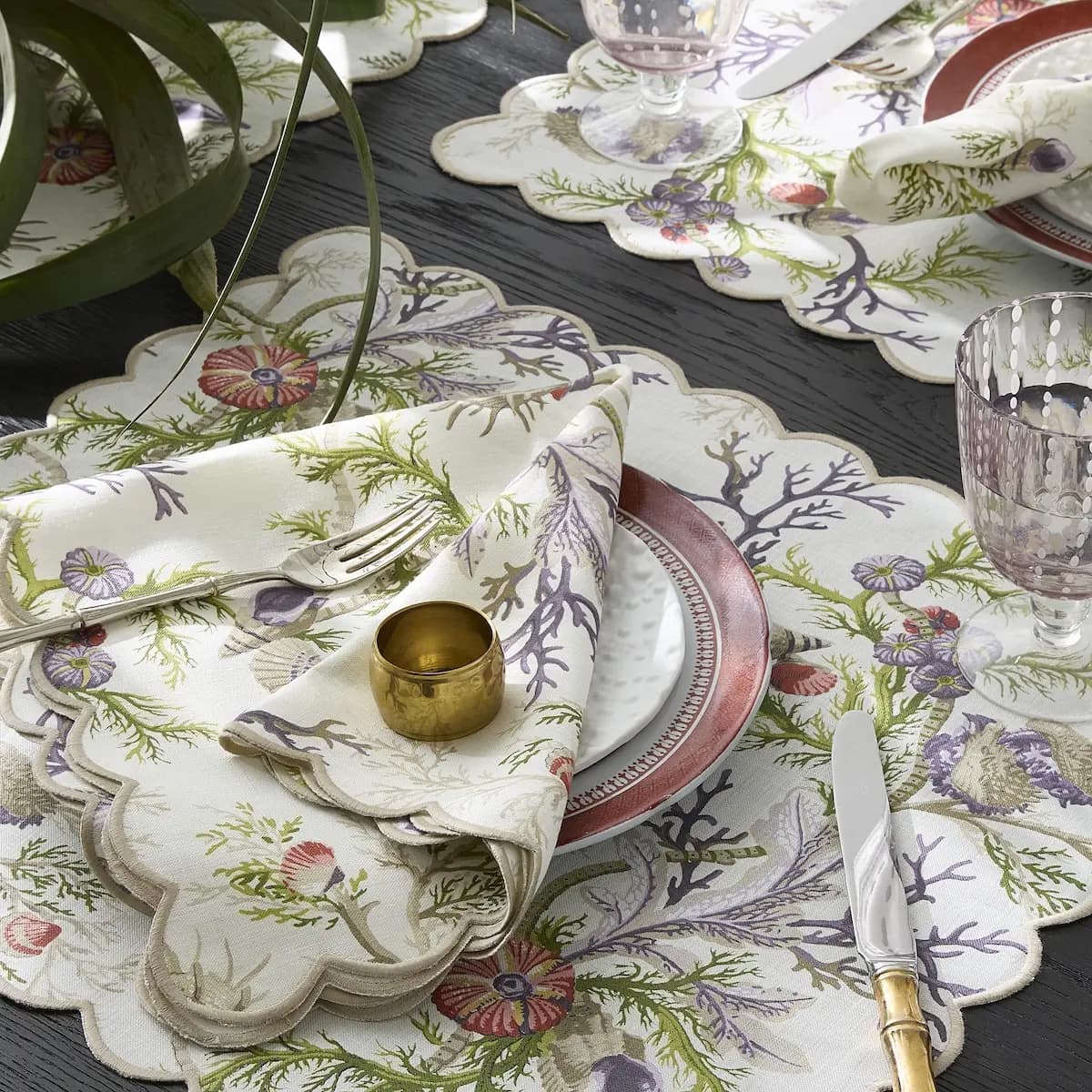 Del Tesoro Napkin, Set of 4_ SEA ORCHID