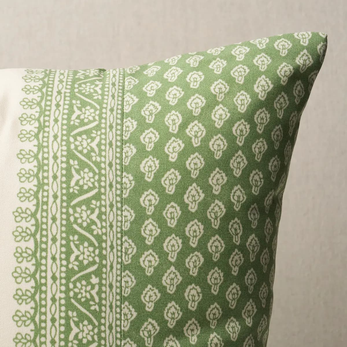 Hyacinth I/O Pillow_ LEAF GREEN
