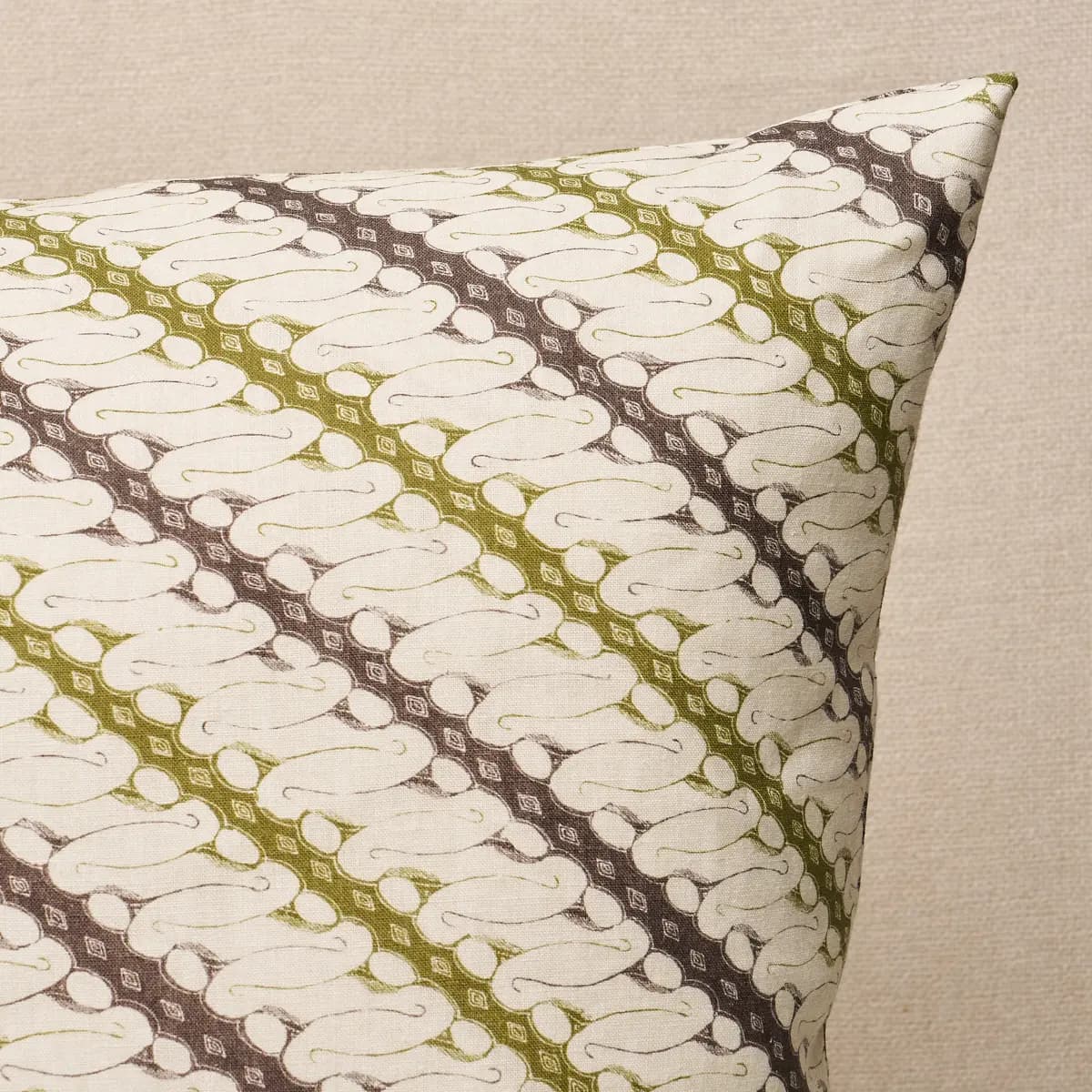 Ronnie Pillow_ GREEN