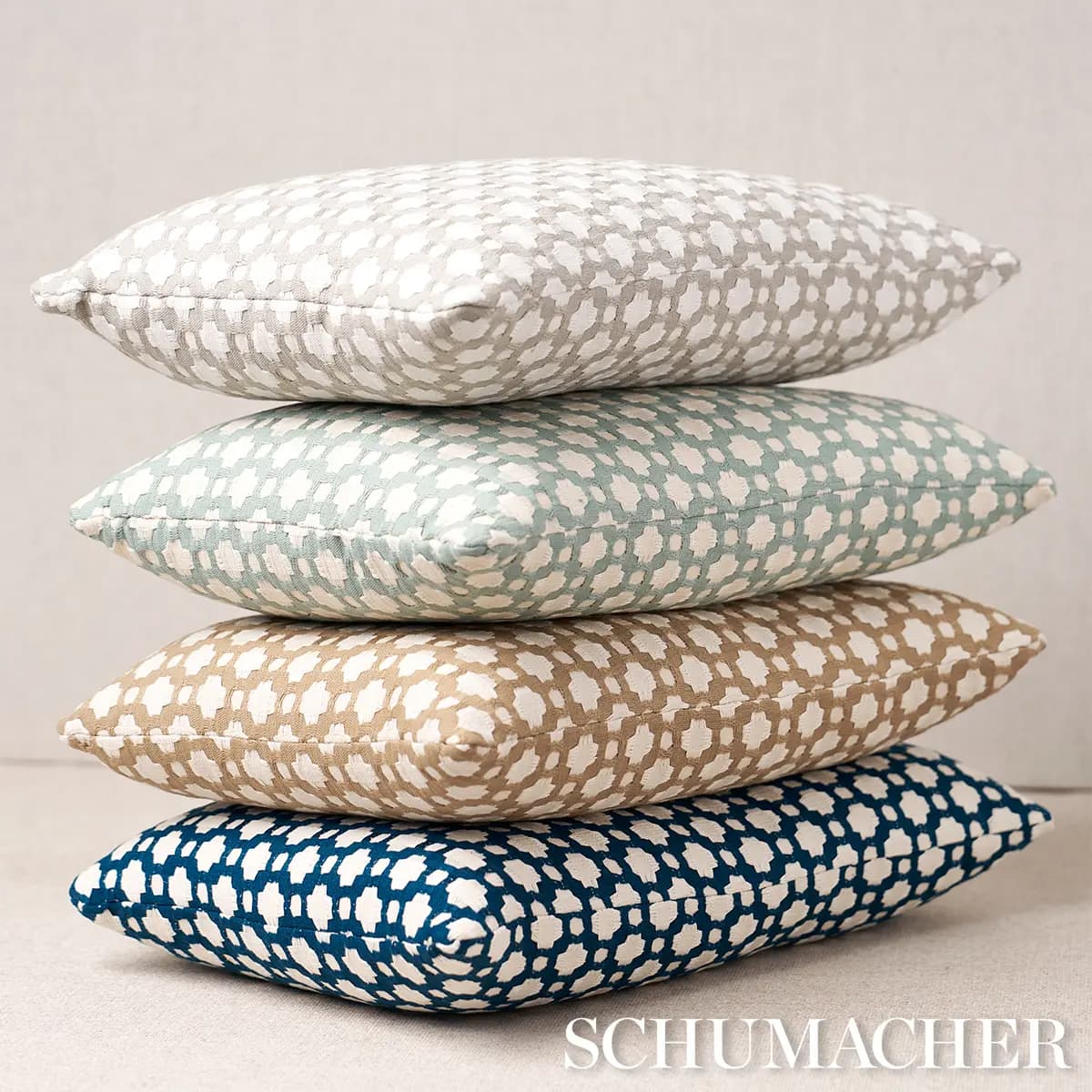 Betwixt Pillow_ WATER/IVORY