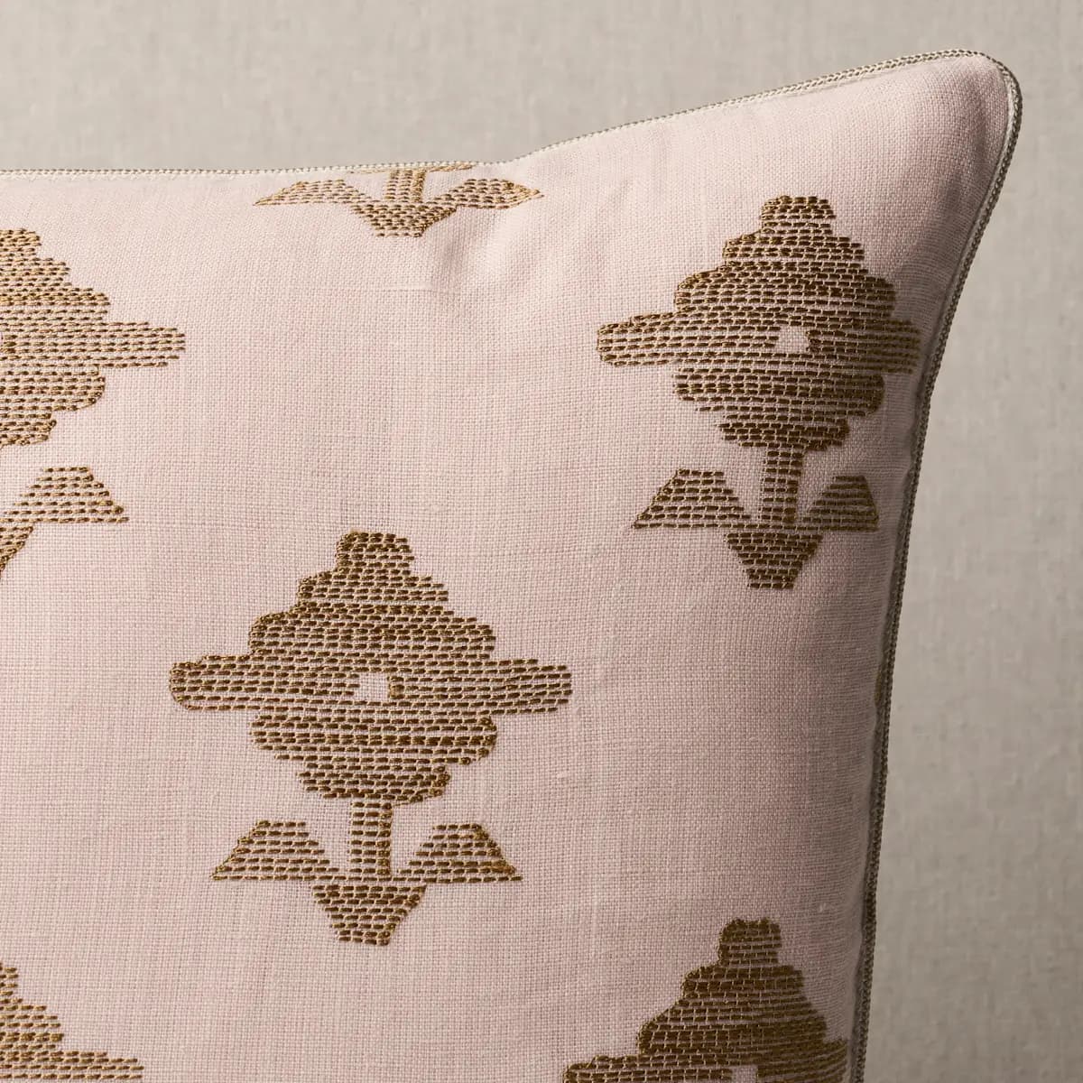 Rubia Embroidery Pillow_ BLUSH
