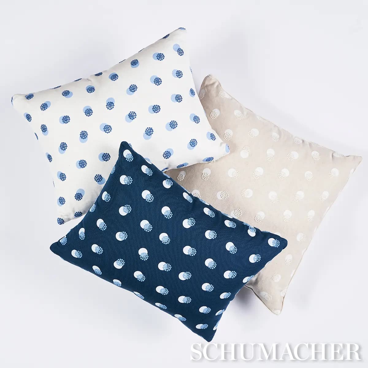 Taylor Embroidery Pillow_ BLUE ON IVORY
