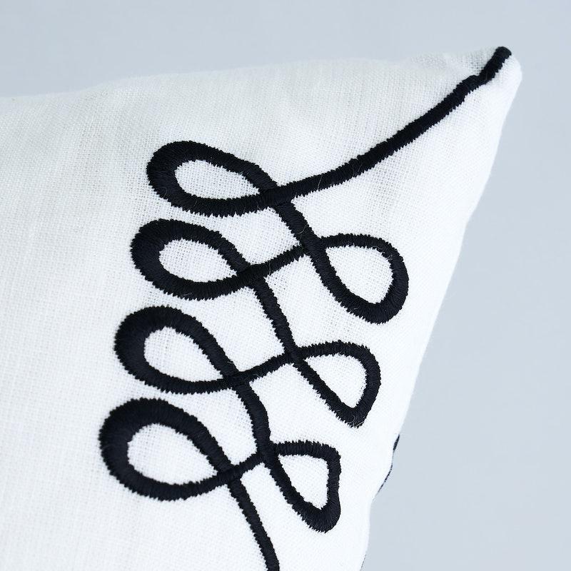 Nicolette Embroidery Pillow_IVORY