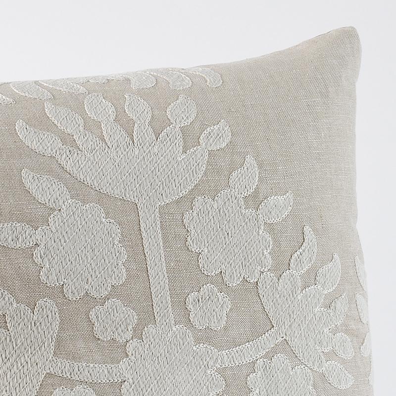 Cybele Embroidery Pillow_NATURAL