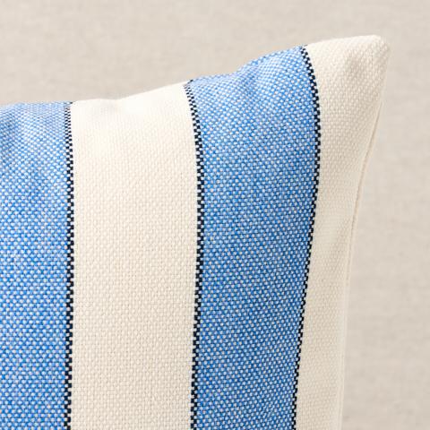 Blumont Indoor/Outdoor Pillow_BLUE