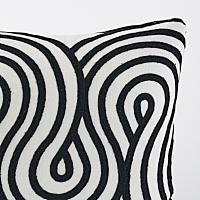 Giraldi Embroidery Pillow_BLACK
