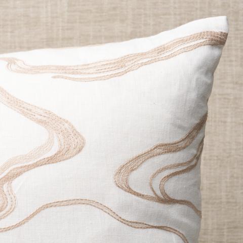 Desert Wind Embroidery Pillow_SANDSTONE