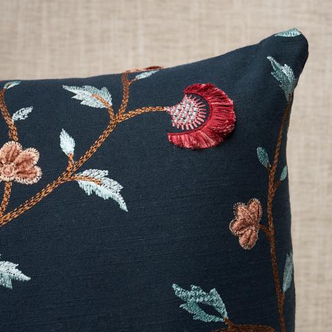 Iyla Embroidery Pillow_MIDNIGHT & ROUGE