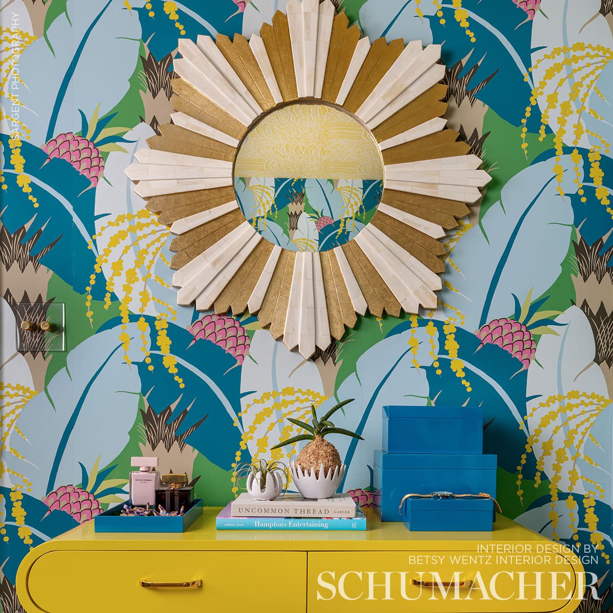 Ananas - Peacock Wallpapers | Schumacher