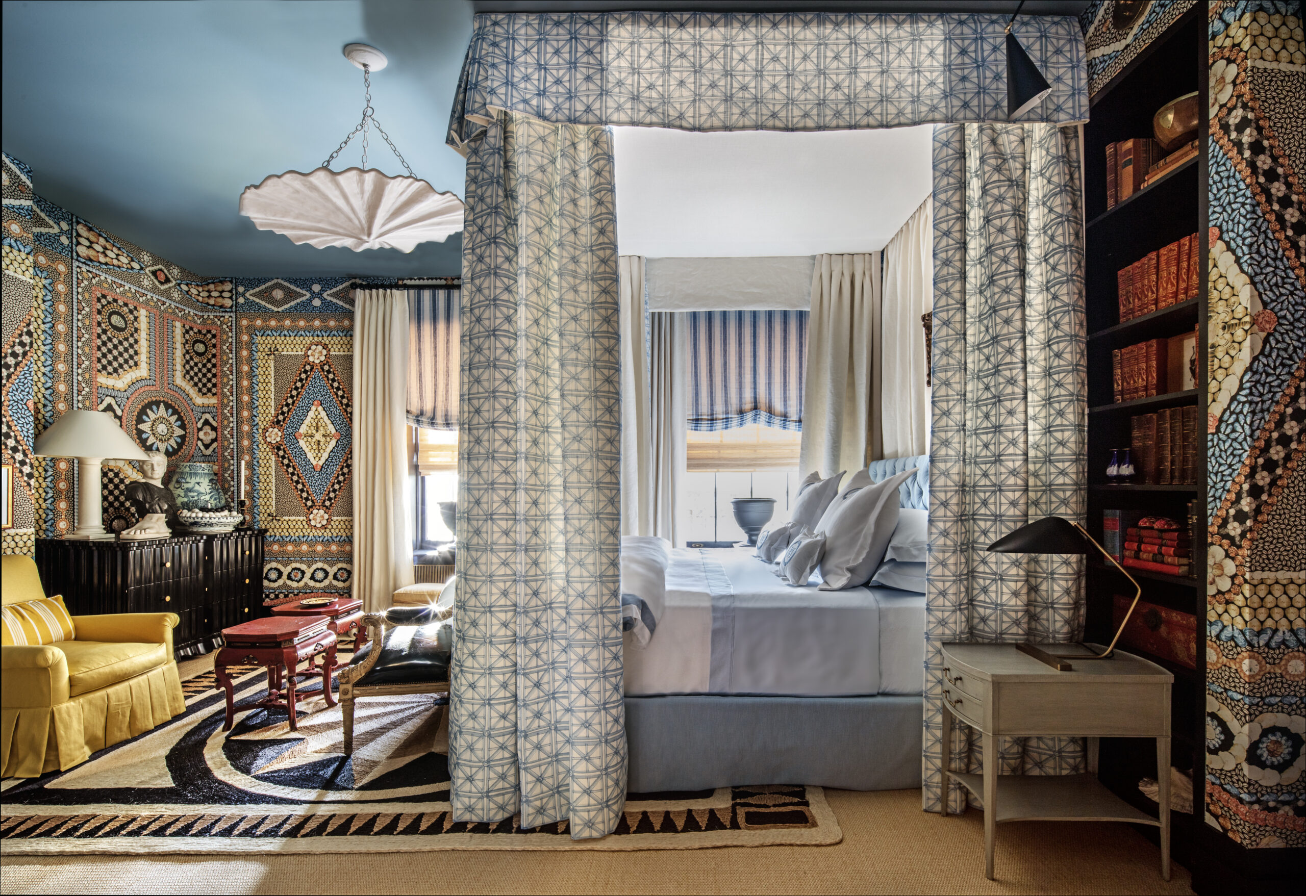 Design by Mary McDonald for Kips Bay New York. Photo by Nick Johnson.